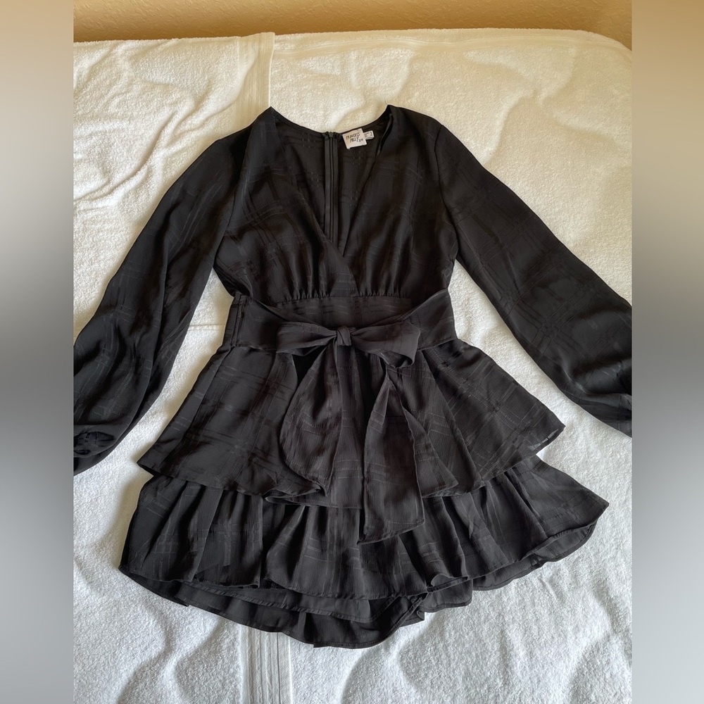 Princess Polly Black Ruffle Romper - Picture 6 of 9